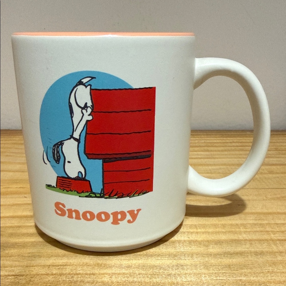 Peanuts Snoopy White and Red Mug